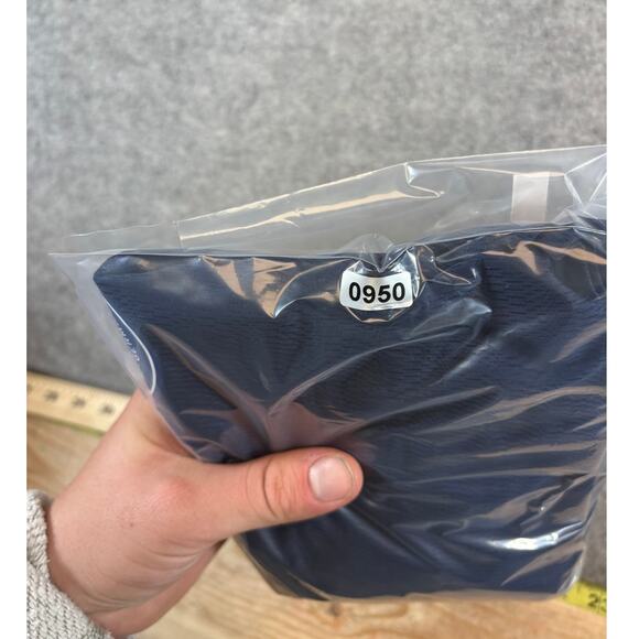 Paris Saint Germain PSG Football Soccer Jersey Mens Medium Navy Activewear NWT - Picture 8 of 8